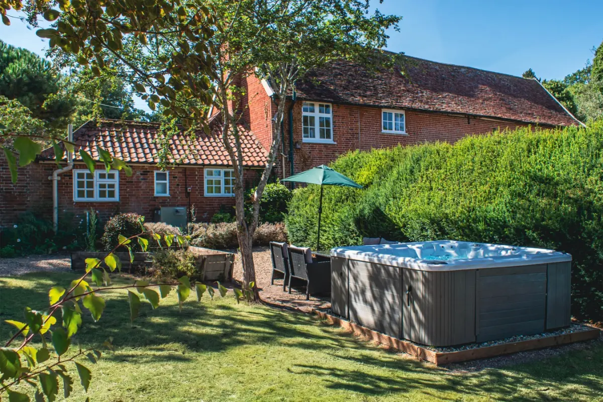 Gardeners Cottage by Group Retreats