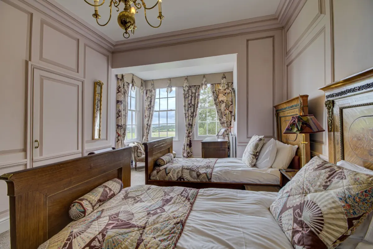 Skendleby Hall by Group Retreats