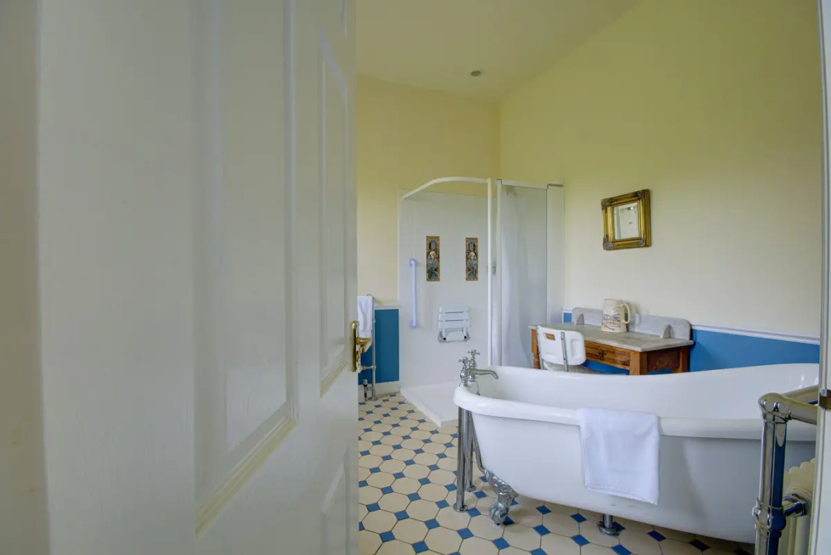 Skendleby Hall by Group Retreats