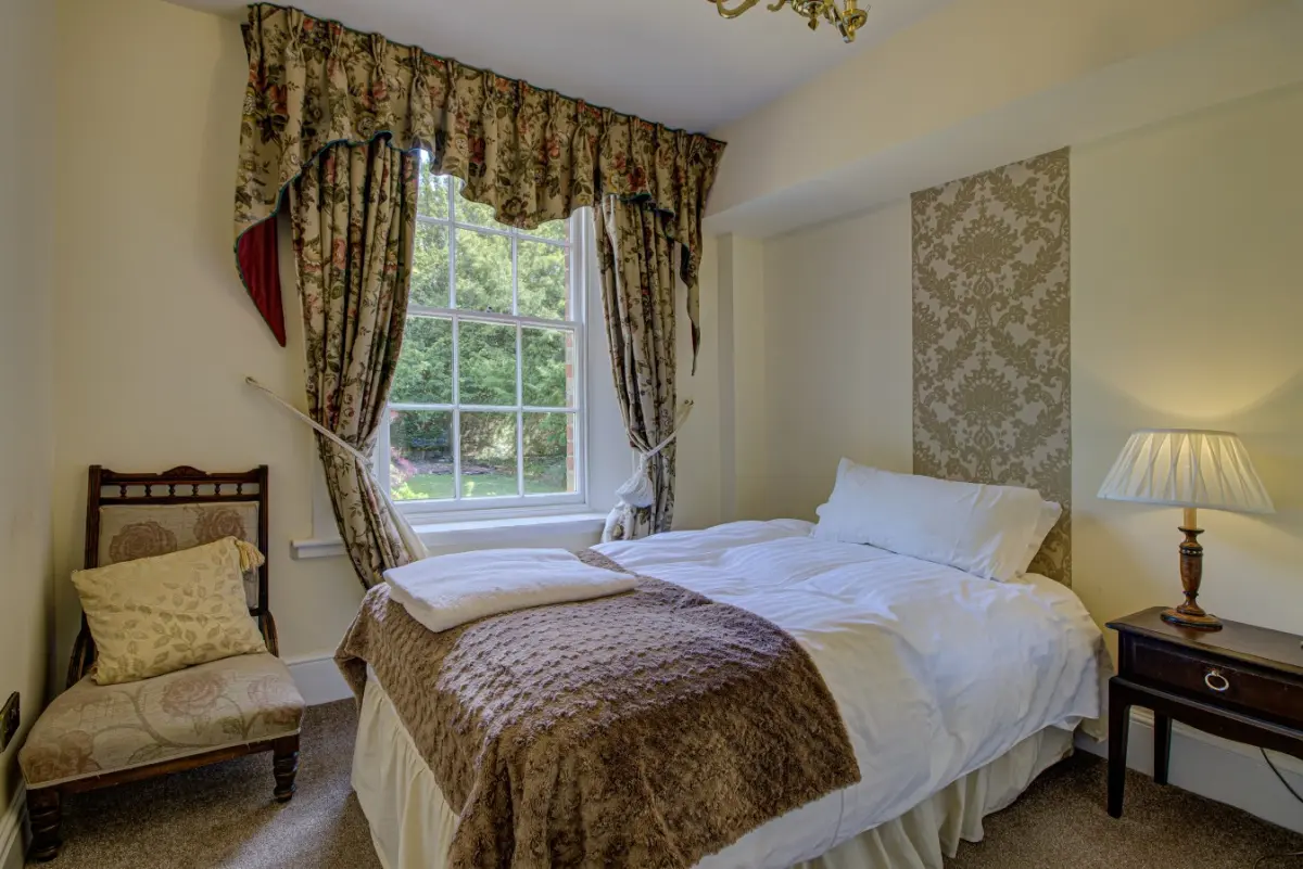 Skendleby Hall by Group Retreats