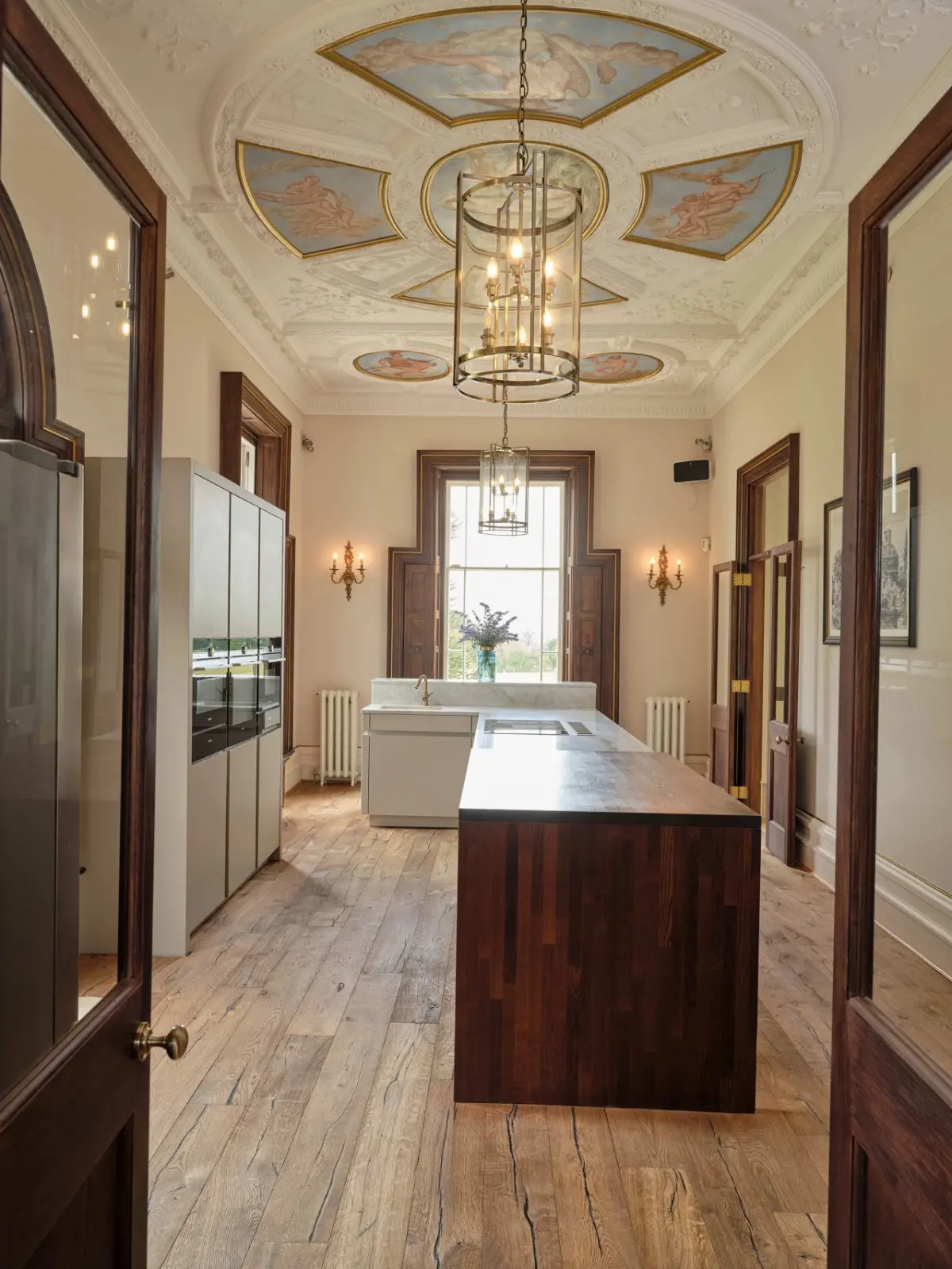 Eleanor Hall - image 4