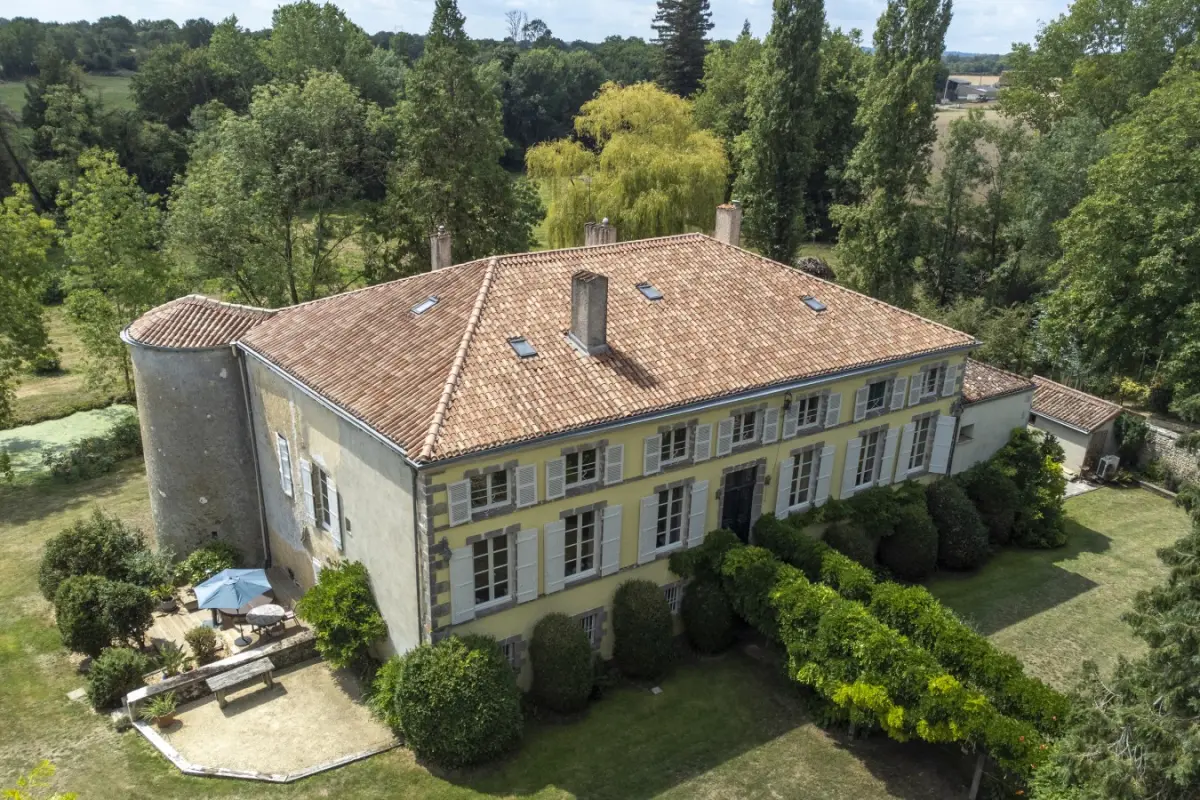 Chateau La Chuteliere - image 39