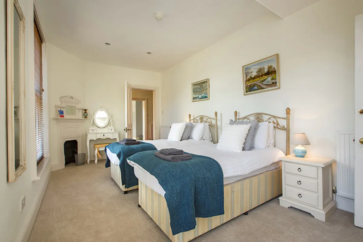Saham Grove Hall by Group Retreats
