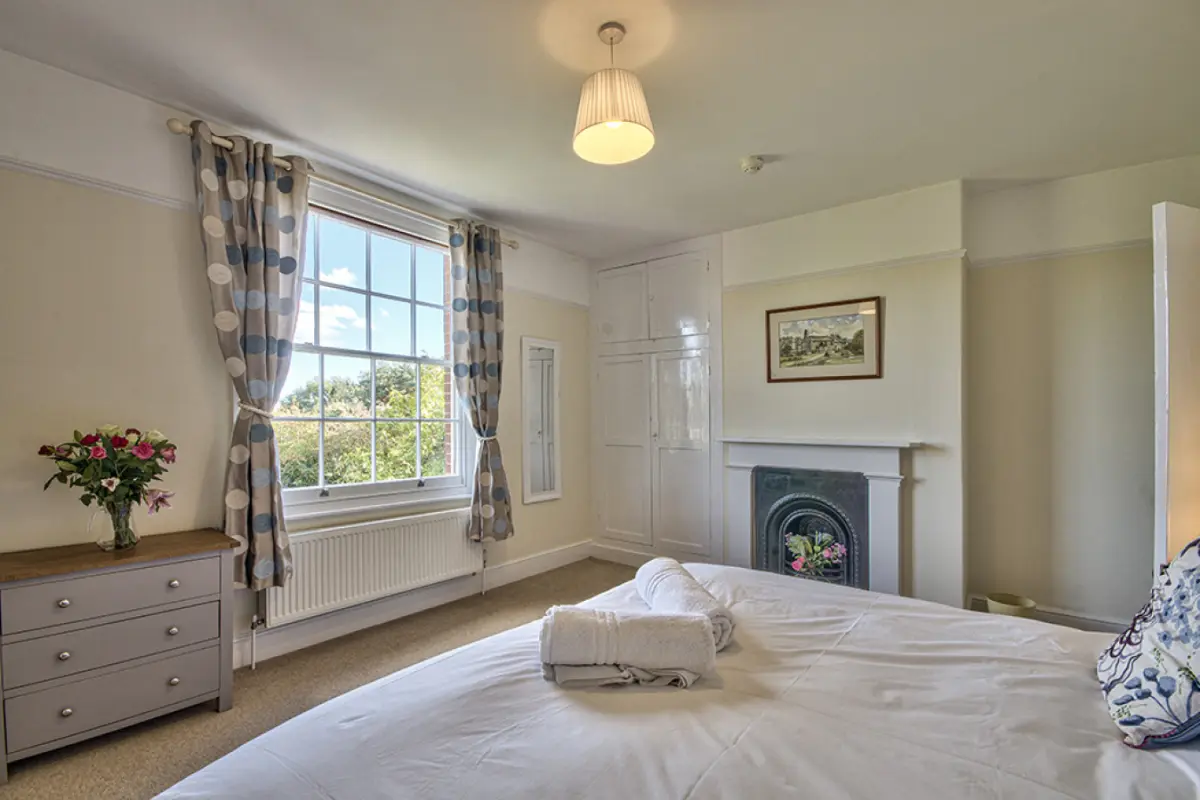 Harkstead Hall by Group Retreats