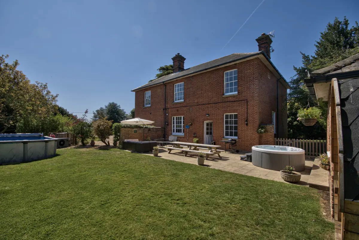 Harkstead Hall by Group Retreats