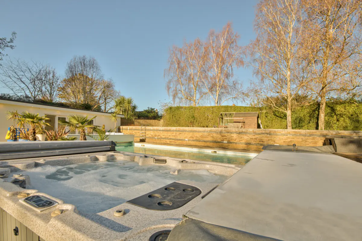 Old Lakenham by Group Retreats