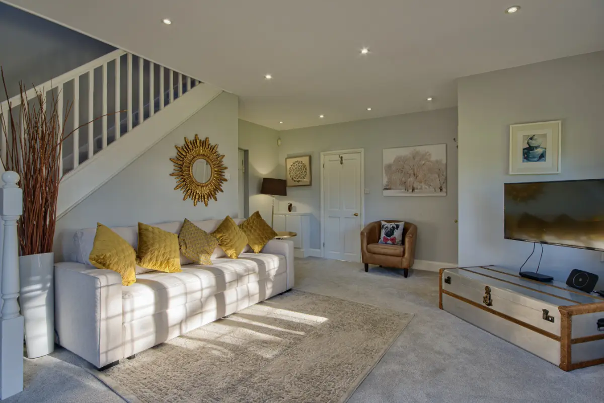 Old Lakenham by Group Retreats