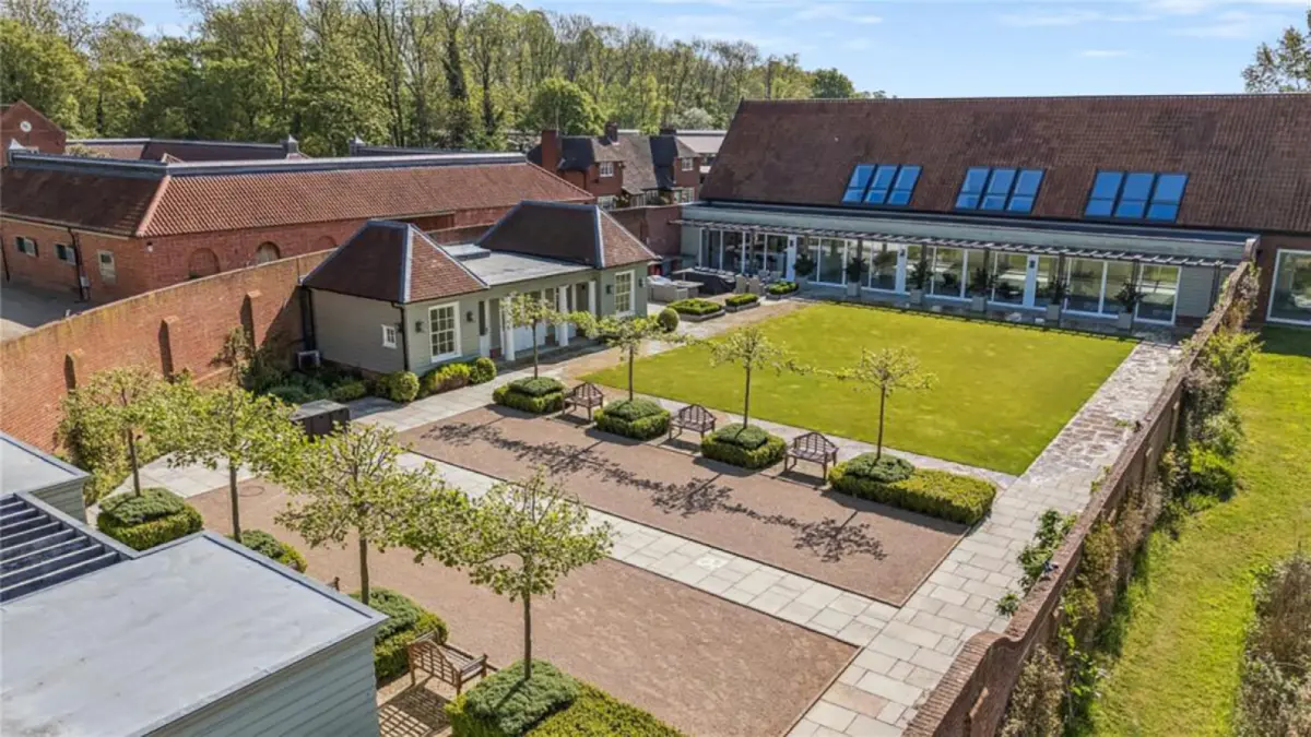 Martley Hall Estate by Group Retreats