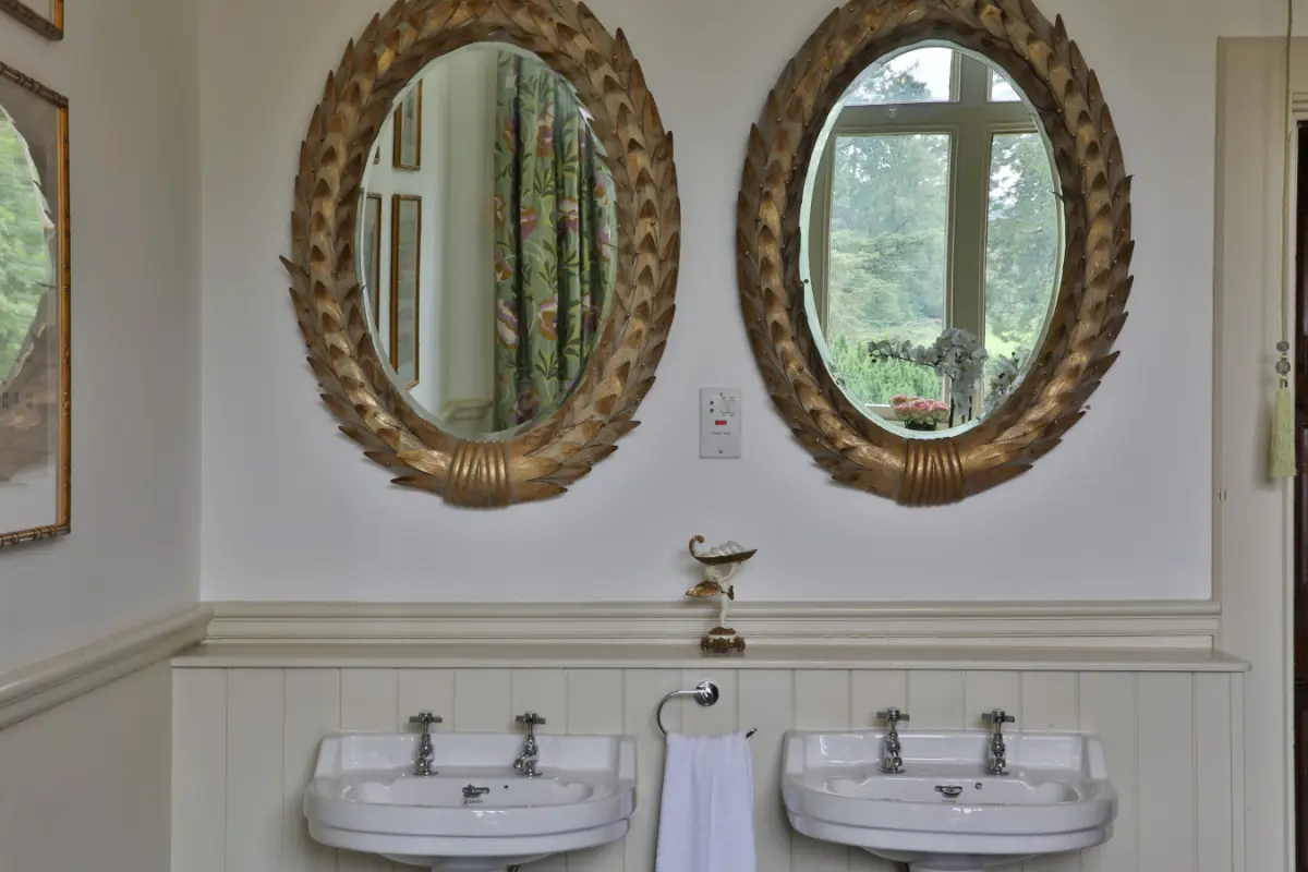 Tidswell Hall by Group Retreats