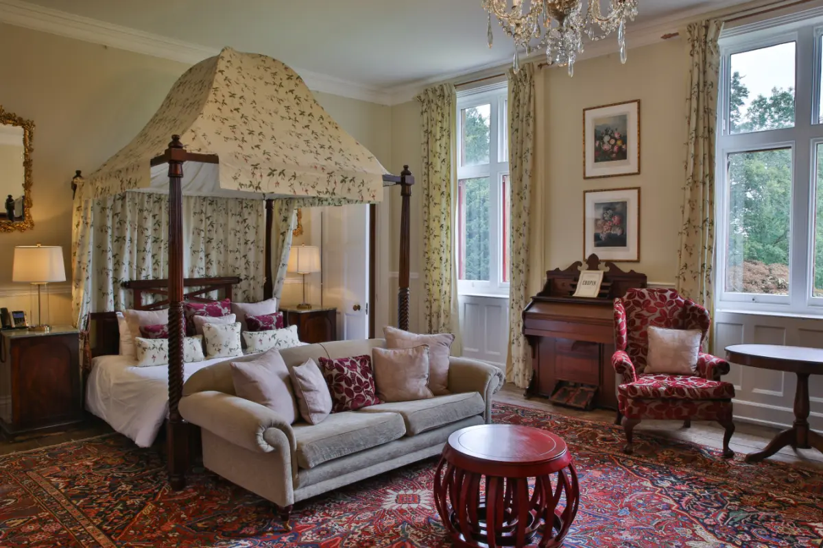 Tidswell Hall by Group Retreats