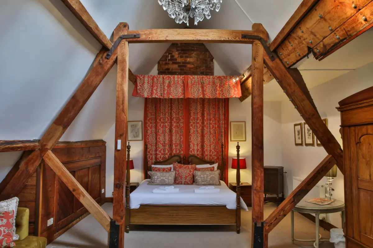Tidswell Hall by Group Retreats