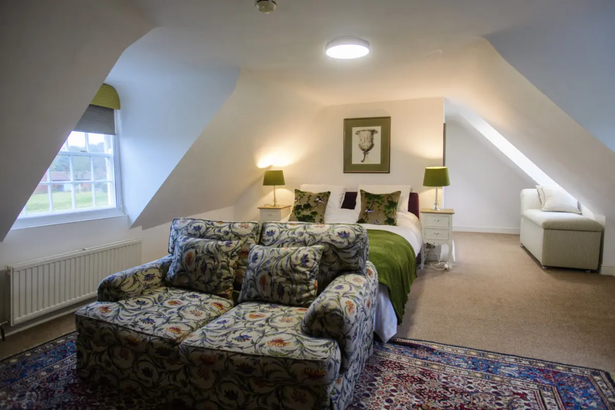 Skendleby Hall by Group Retreats